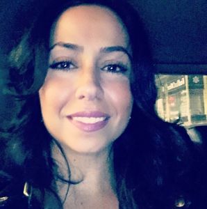 Meet your Posher, Hala